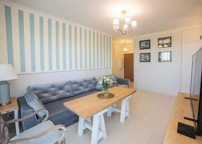 Apartment Harmony - Sailor Puck