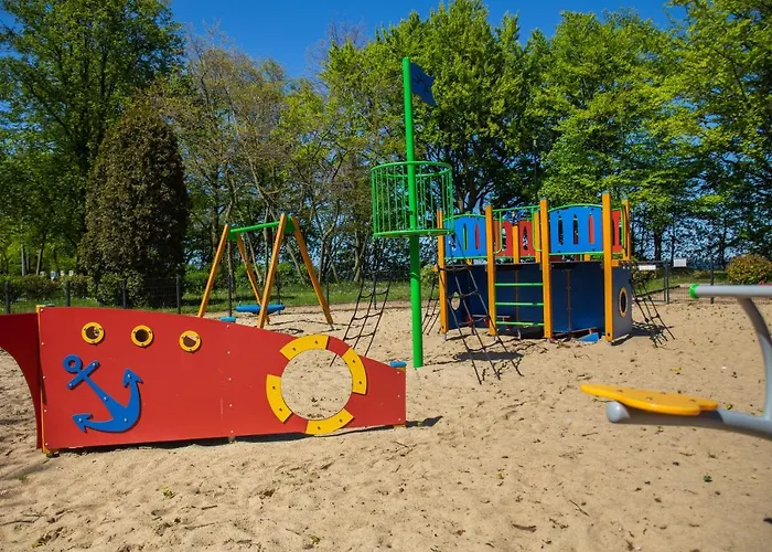 Harmony - Sailor Apartment Puck