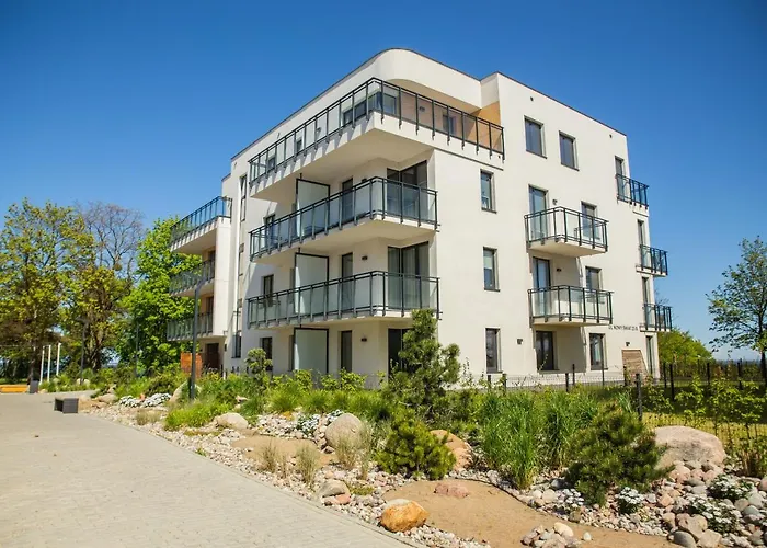 Harmony - Sailor Apartment Puck